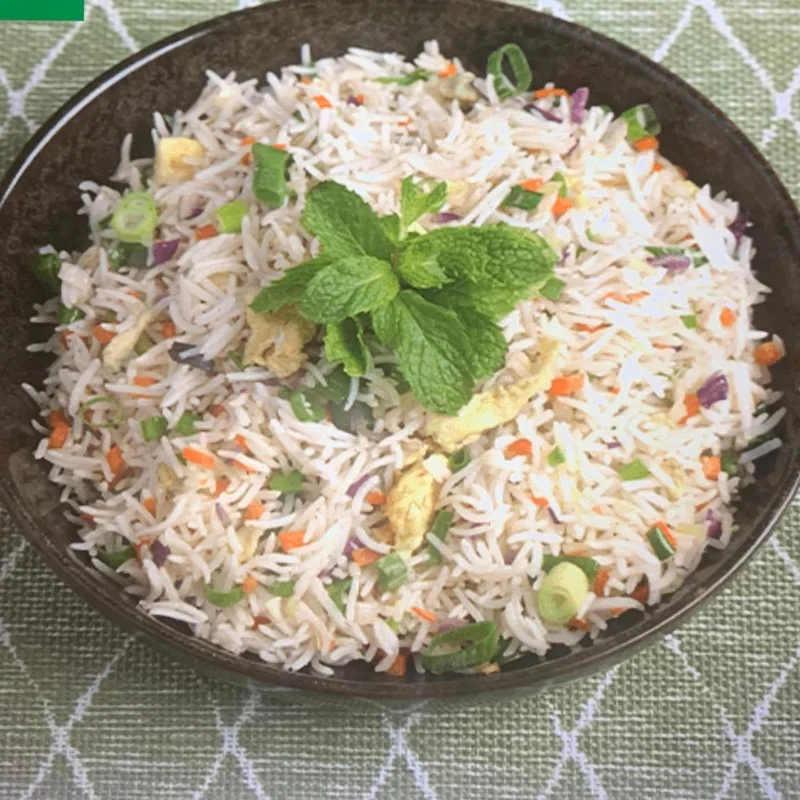 أرز مقلي بالخضار